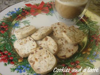 apricot-butter-cookies-and-latte