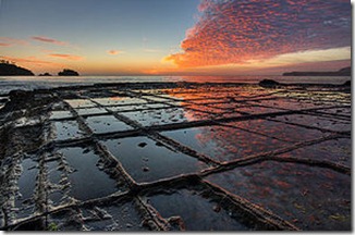 300px-Tessellated_Pavement_Sunrise_Landscape
