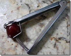 olive_cherry_pitter