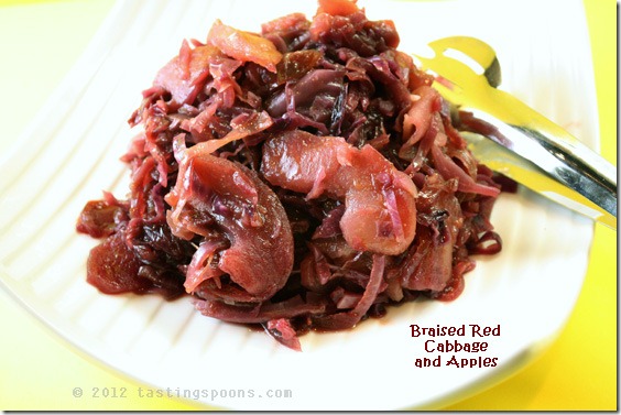 braised_red_cabbage_apples
