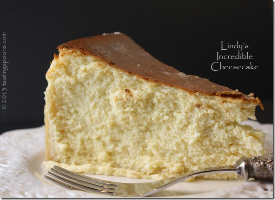 lindys_cheesecake_sliced