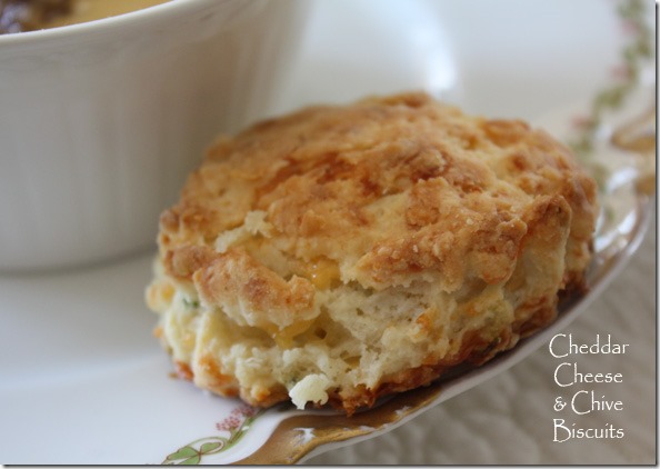cheddar_cheese_chive_biscuits