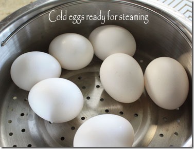 cold_eggs_ready_for_steaming