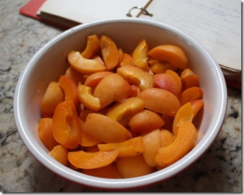 apricots_sliced