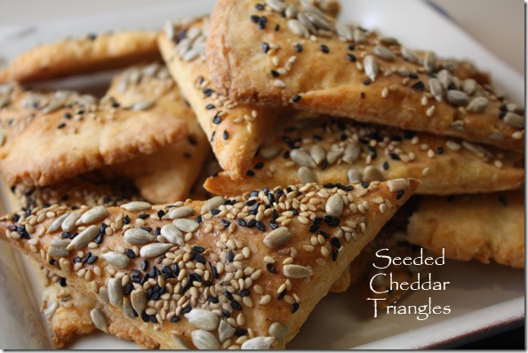 seeded_cheddar_triangles_crackers