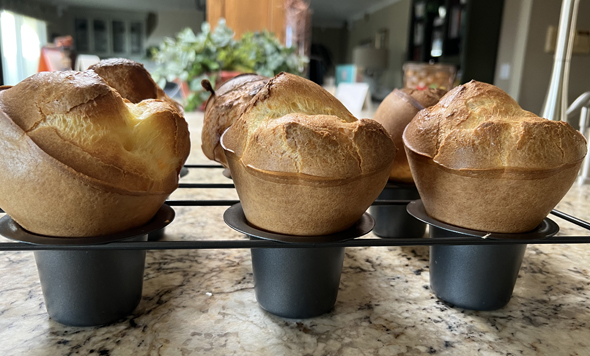 14 Best Popover Pans Reviews of 2023 You Should Check Out - Far & Away